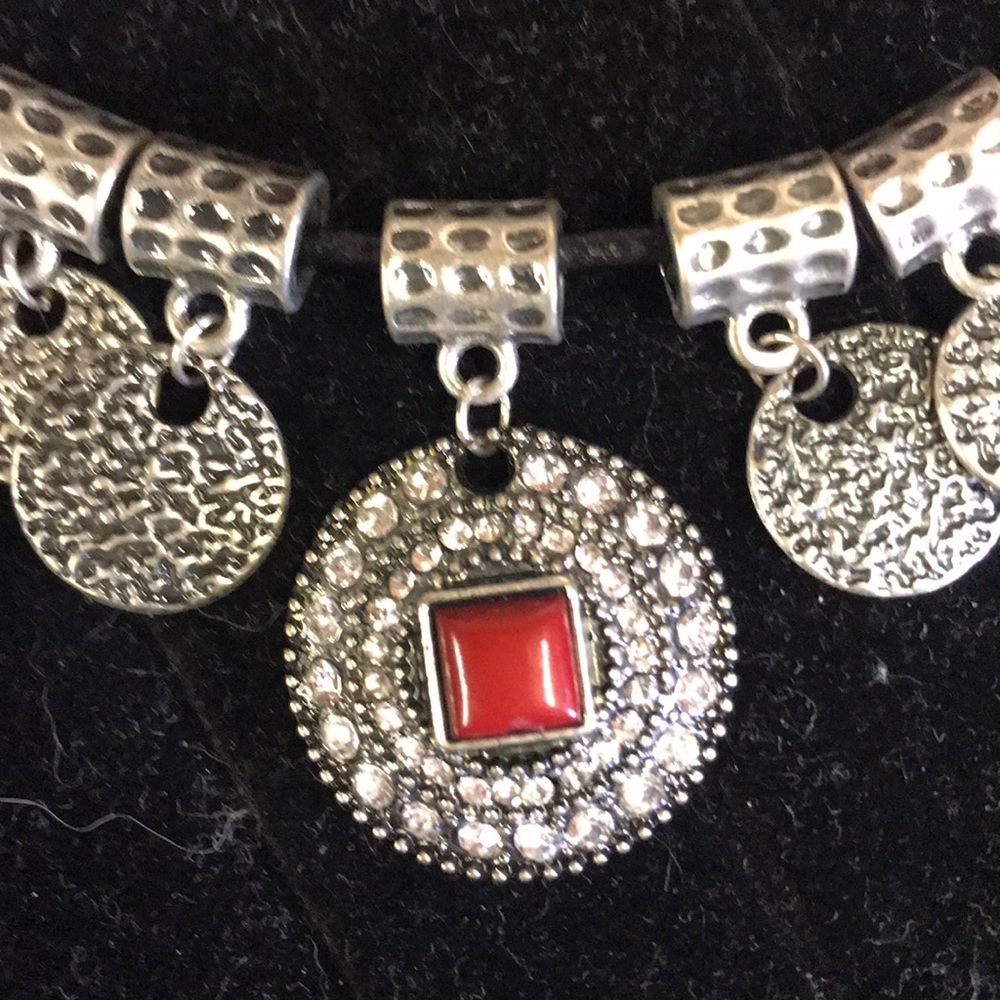 Premier Designs Cayenne Necklace - Picture 2 of 6